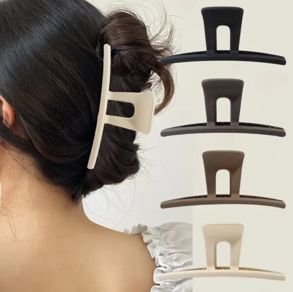 Hair Clips with a Sleek Design for Everyday Use ( Pack of 12 )