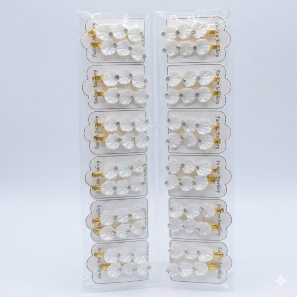 White Pearl Pins with 3 Shells ( 24 pins )