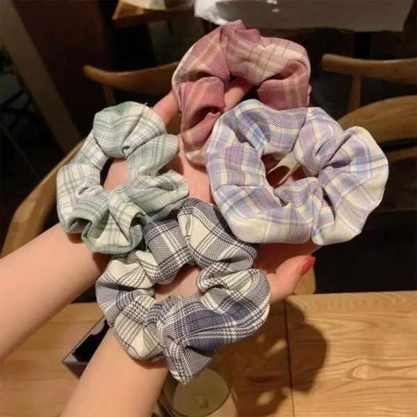 Check Print Scrunchies ( 2 pcs )  Random Colour